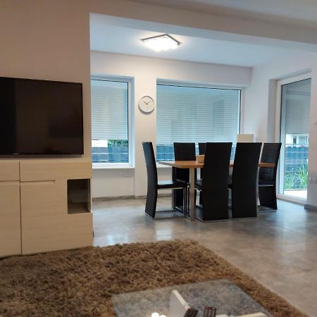 Apartament Z Duzym Tarasem Apartment Swinoujscie Luaran gambar