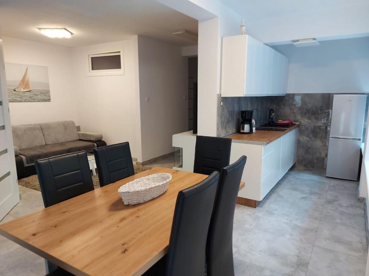 Apartament Z Duzym Tarasem Apartment Swinoujscie Luaran gambar