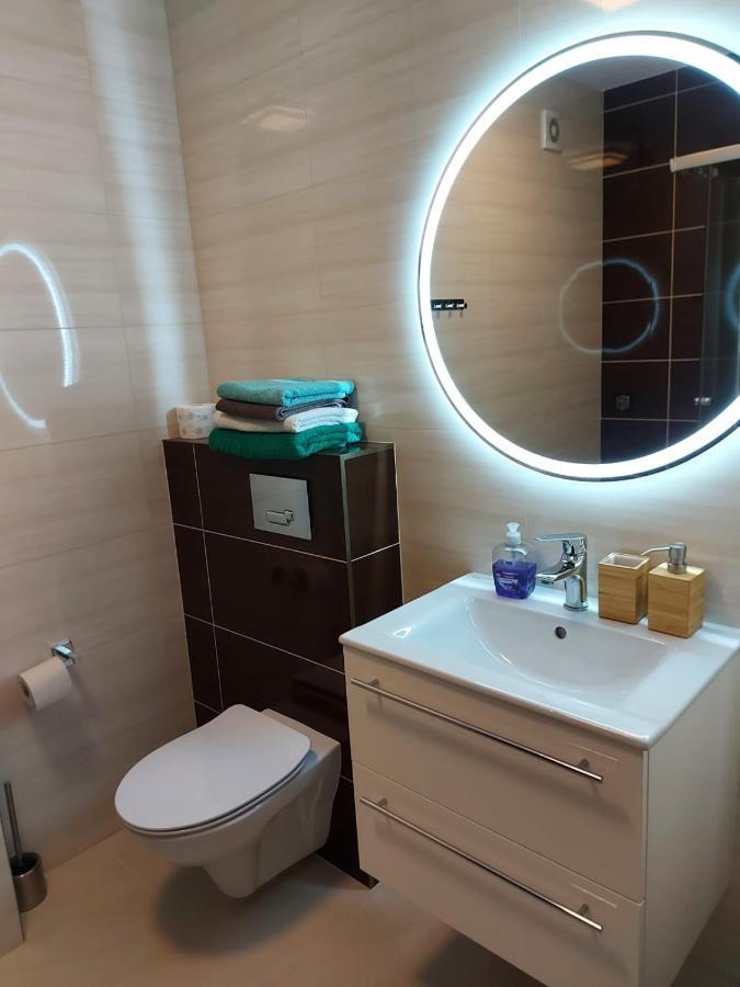Apartament Z Duzym Tarasem Apartment Swinoujscie Luaran gambar