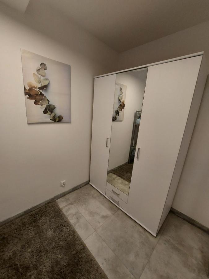 Apartament Z Duzym Tarasem Apartment Swinoujscie Luaran gambar